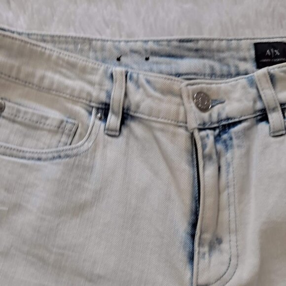 A/X Armani Exchange Size 29 J01 Super Skinny Jeans Light Wash Distressed NWOT - Picture 2 of 11
